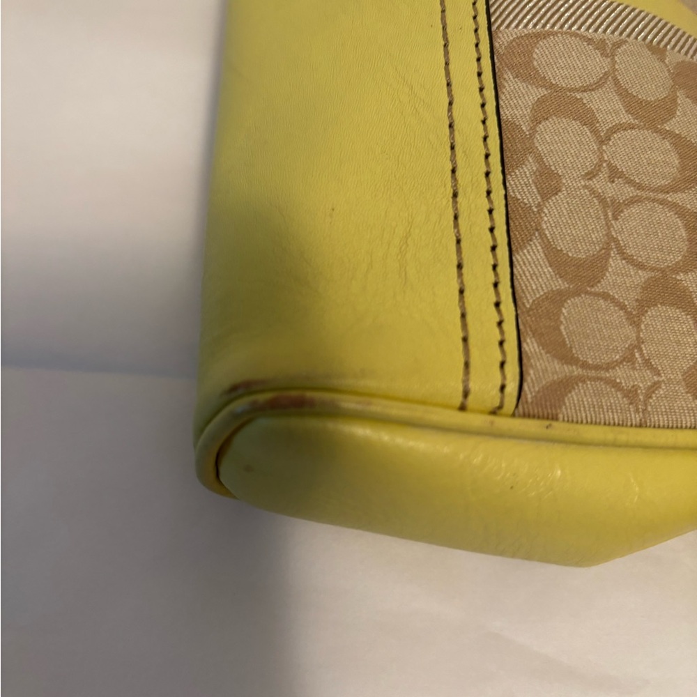 Coach Legacy Signature Yellow and Tan Cosmetic Bag/ Wristlet with tassel and Ht - Picture 6 of 13